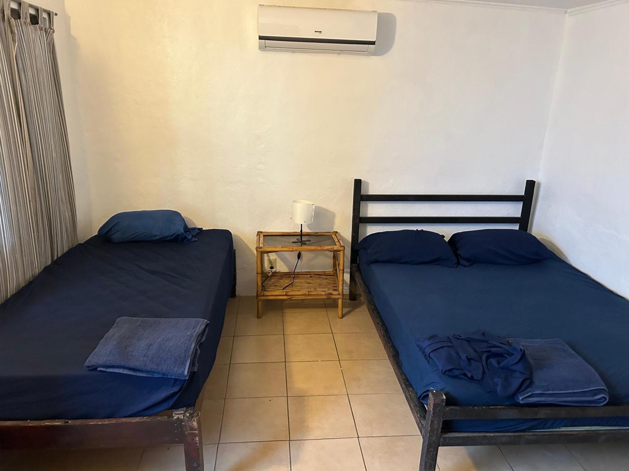 Pura Vida Hostel Tamarindo Bagian luar foto